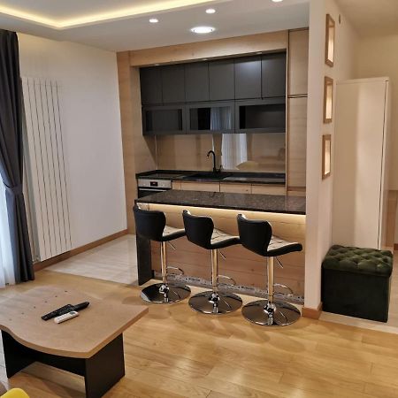 Captain'S Apartment Belgrado Esterno foto