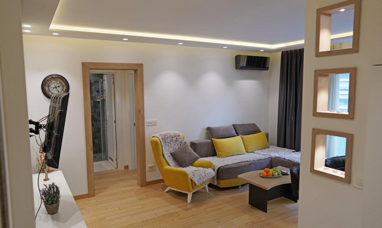 Captain'S Apartment Belgrado Esterno foto